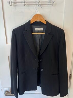Tahari Black Pinstripe Sport Coat Blazer